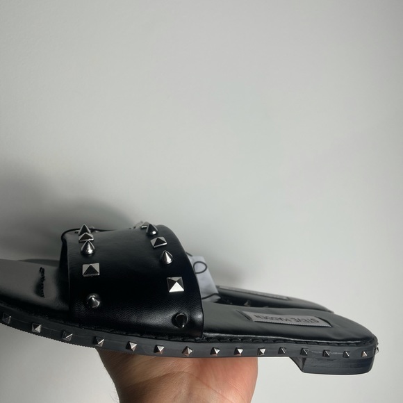 Sale ❤️🔥Steve Madden sandals 😍😍😍😍🌞🌞🌞 - Picture 3 of 6